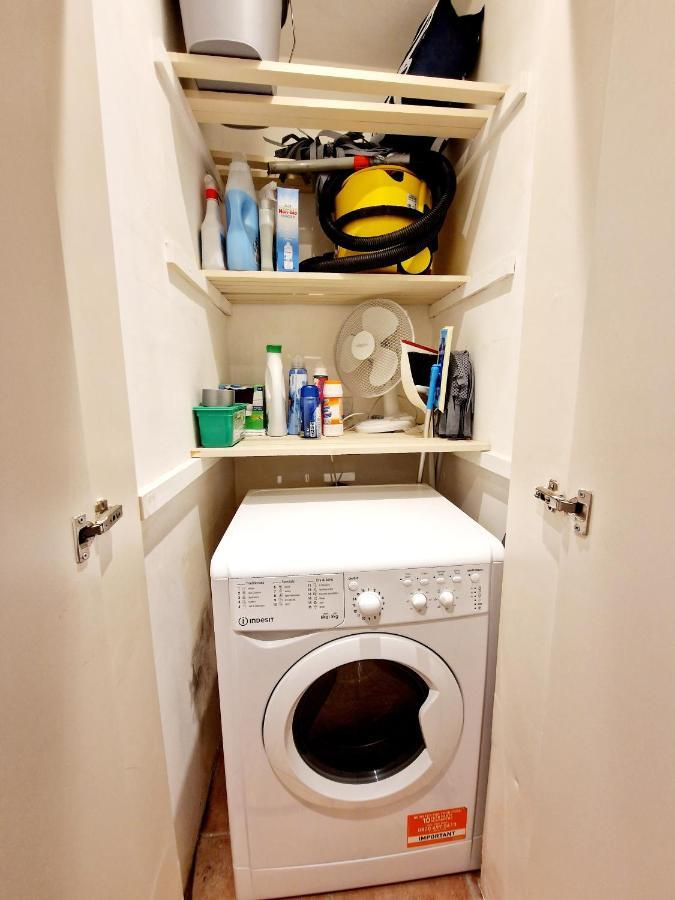 Beautiful Hyde Park Flat By Lancaster Gate Station With Private Back Patio Lejlighed London Eksteriør billede